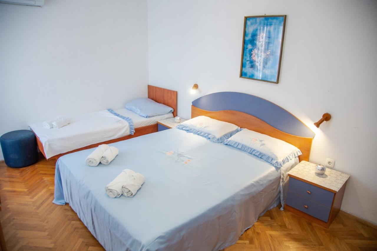 Rooms Magnolia With Pool Novalja Exterior foto